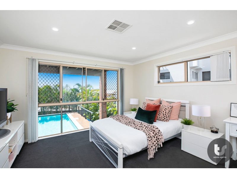 7 Finuge Court, Victoria Point QLD 4165