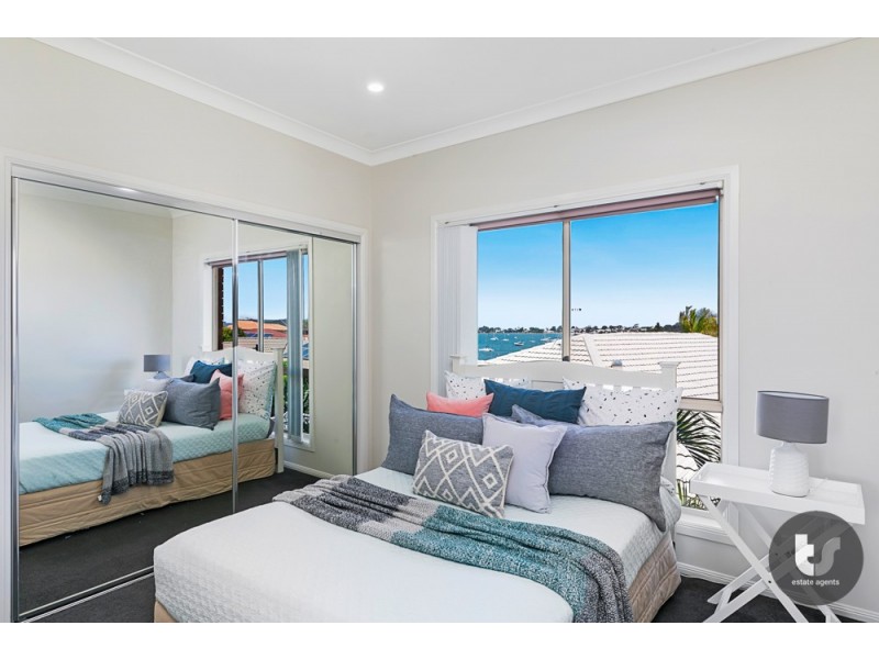 7 Finuge Court, Victoria Point QLD 4165