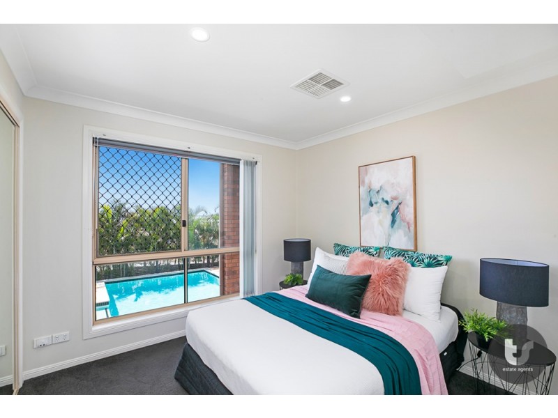 7 Finuge Court, Victoria Point QLD 4165