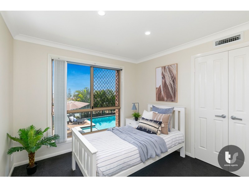 7 Finuge Court, Victoria Point QLD 4165