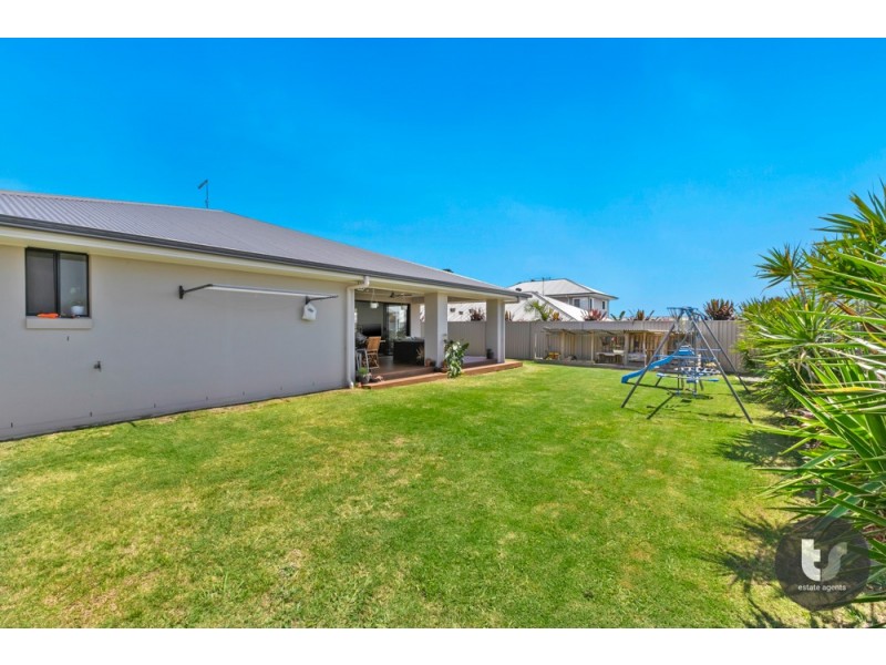83 Capella Drive, Redland Bay QLD 4165