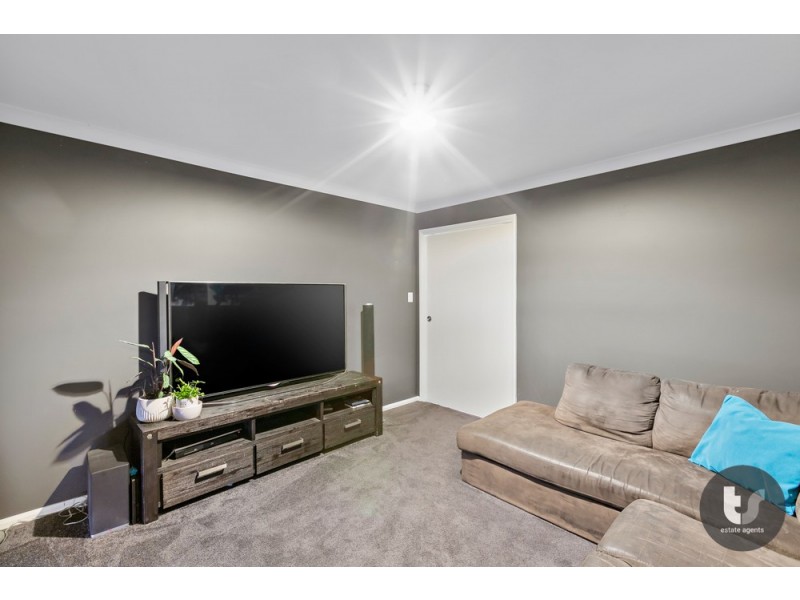 83 Capella Drive, Redland Bay QLD 4165