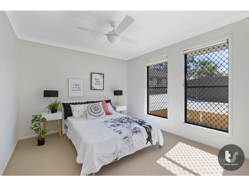 15b Maud Street, Birkdale QLD 4159