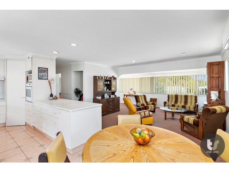 15 Maud Street, Birkdale QLD 4159