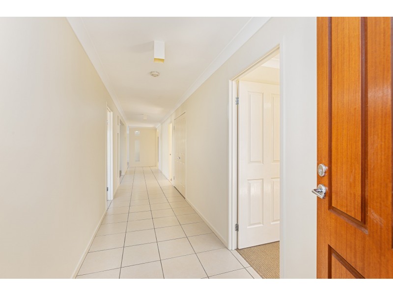 14 Fontana Way, Springfield Lakes QLD 4300