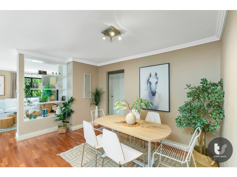 14 Gleneagles Court, Redland Bay QLD 4165