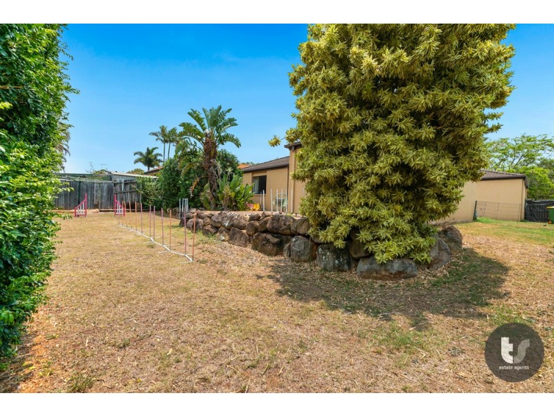 14 Gleneagles Court, Redland Bay QLD 4165