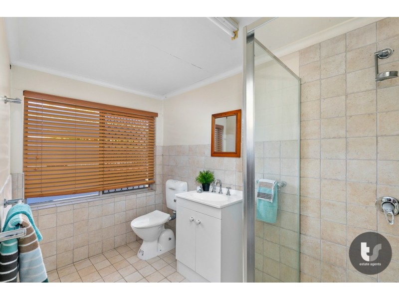 35 Howlett Road, Capalaba QLD 4157