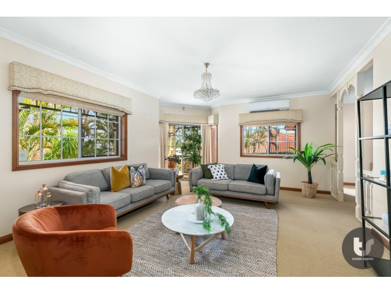 10 Lincoln Place, Stretton QLD 4116