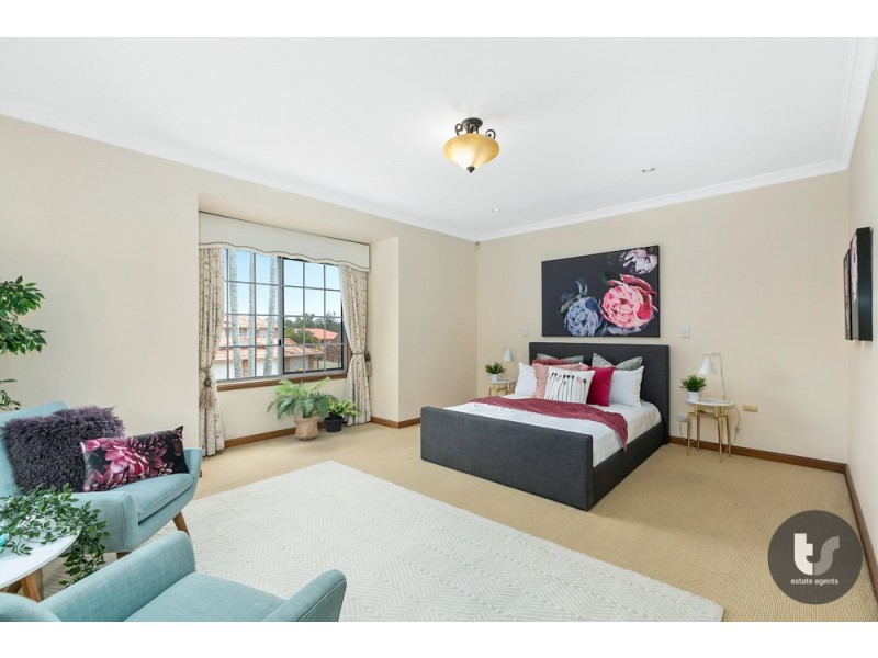 10 Lincoln Place, Stretton QLD 4116