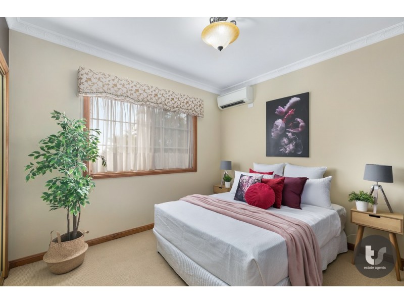10 Lincoln Place, Stretton QLD 4116