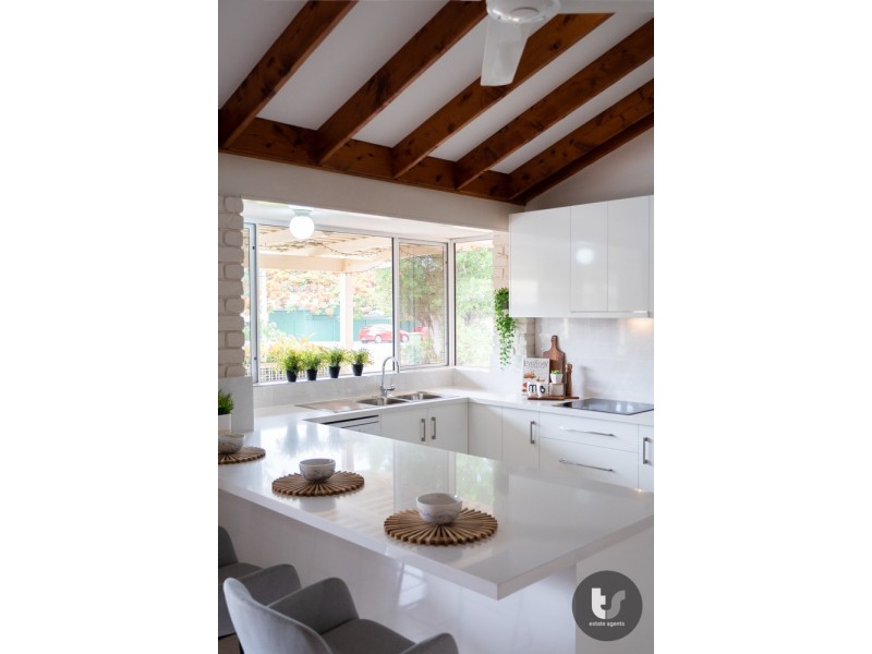 13a Lexlen Court, Cleveland QLD 4163