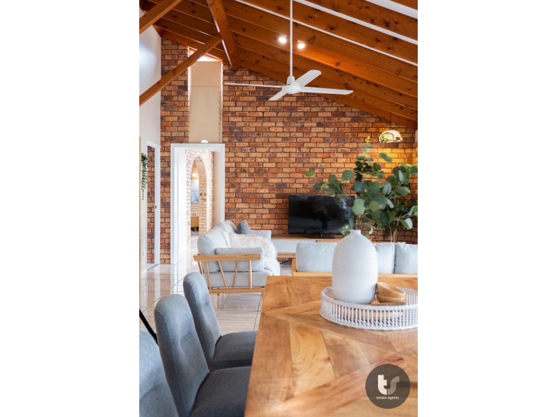 13a Lexlen Court, Cleveland QLD 4163