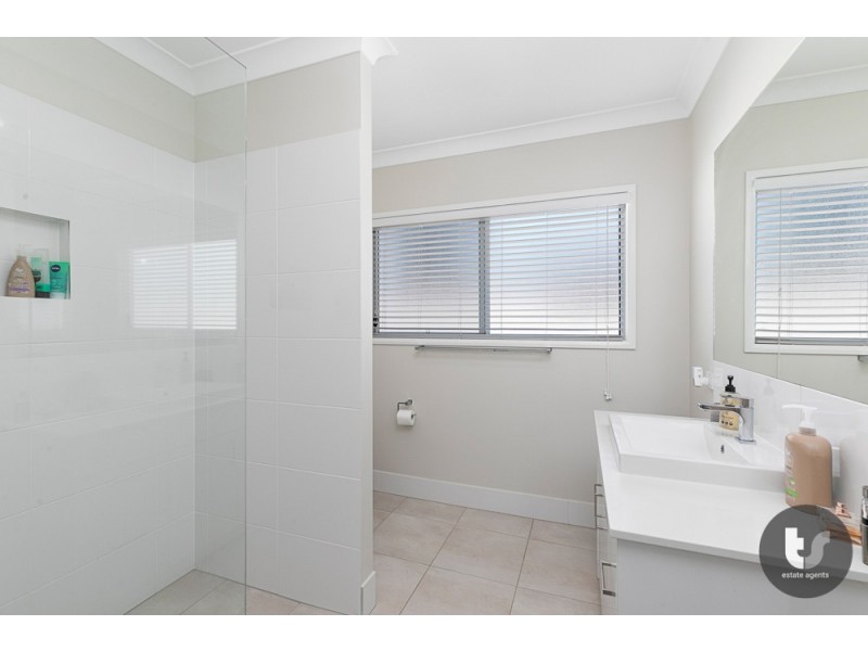 1/42 Russell Street, Cleveland QLD 4163