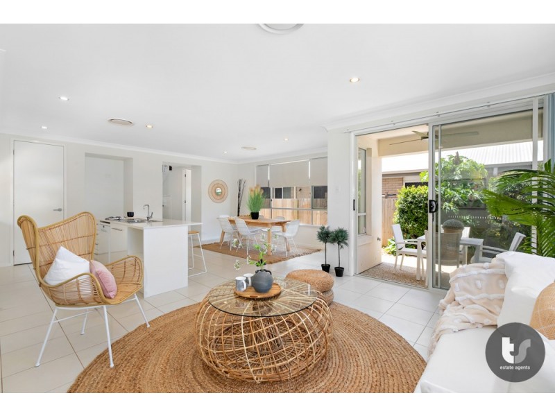 87B Channel Street, Cleveland QLD 4163