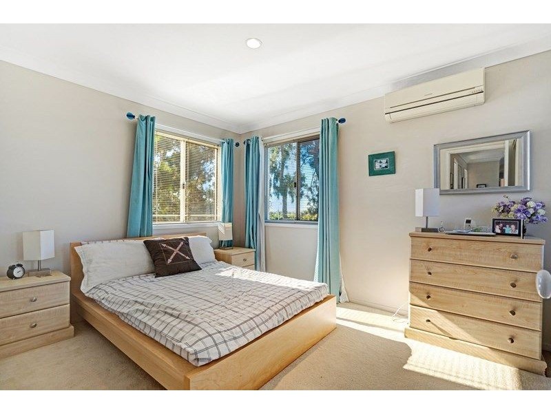 Cnr Shore St North & Wharf Street, Cleveland QLD 4163