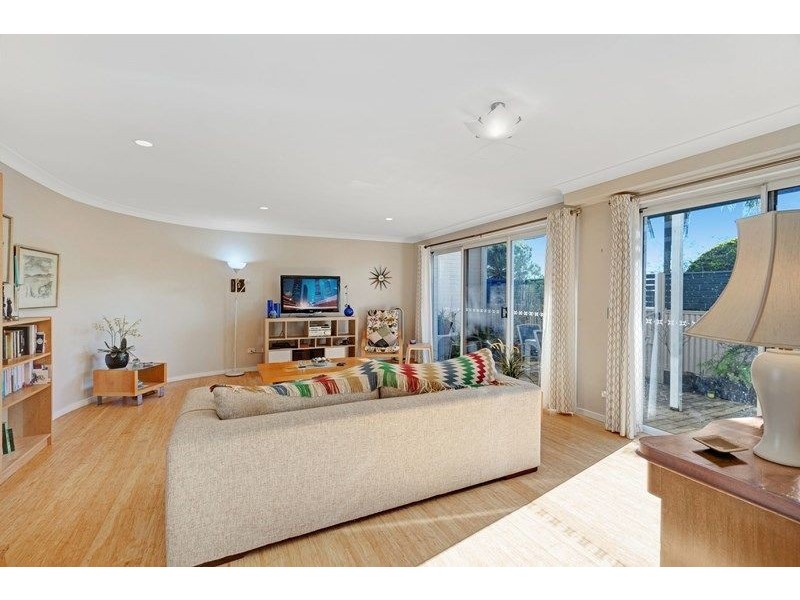 Cnr Shore St North & Wharf Street, Cleveland QLD 4163