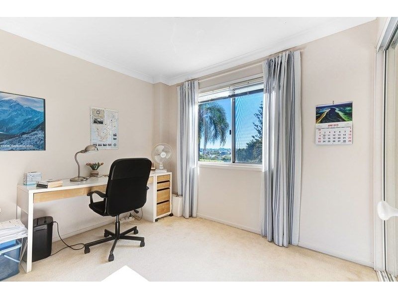 Cnr Shore St North & Wharf Street, Cleveland QLD 4163