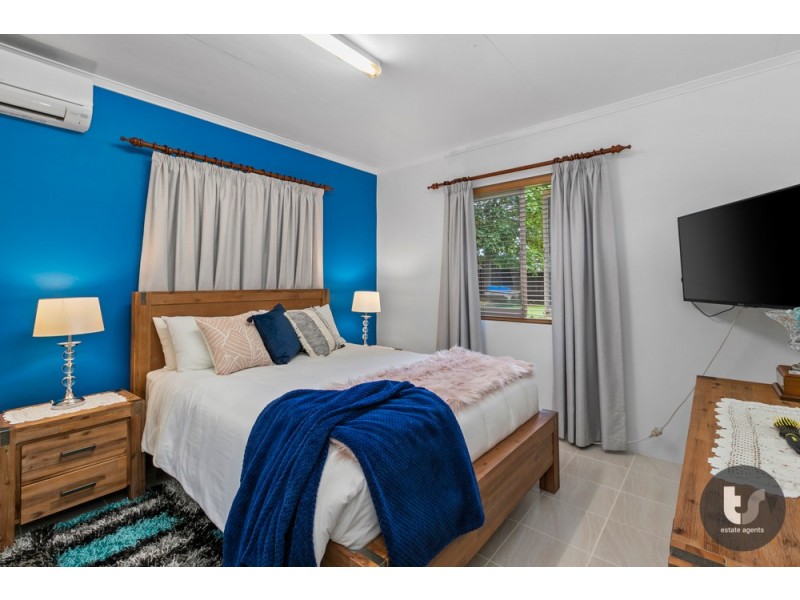 241 Redland Bay Road, Capalaba QLD 4157