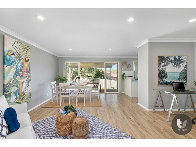15 Paris Parade, Ormeau QLD 4208