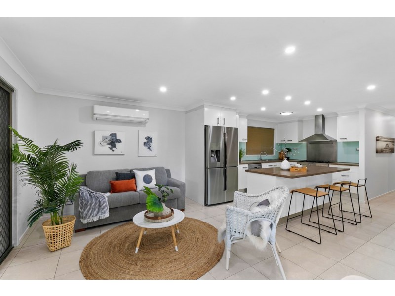 19 Sylvania Street, Wellington Point QLD 4160