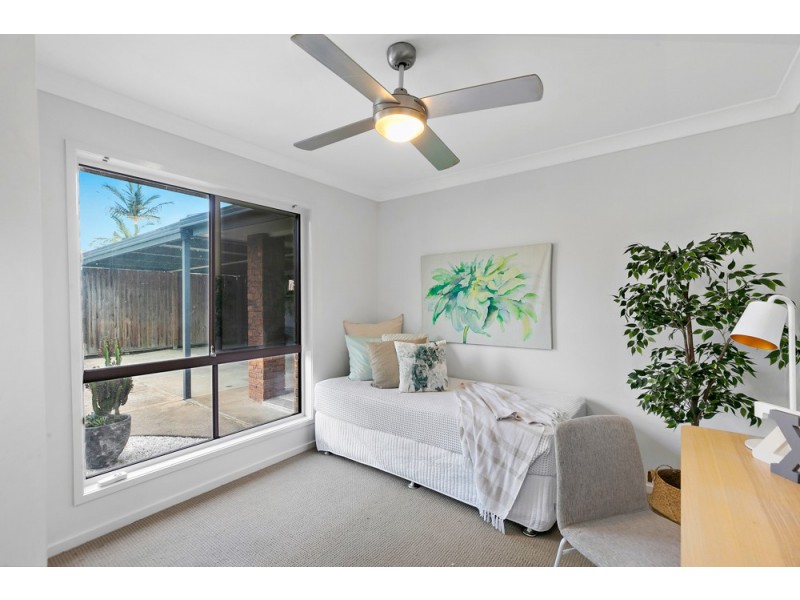 19 Sylvania Street, Wellington Point QLD 4160