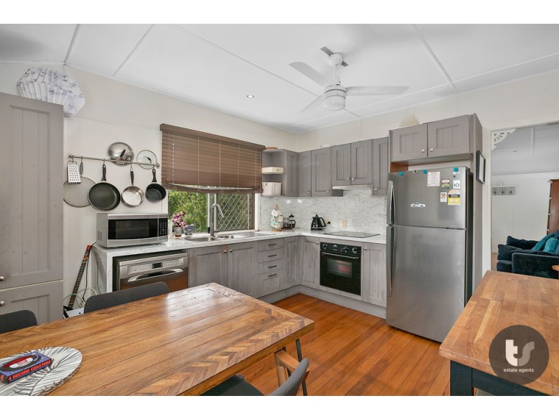 186 Main Street, Redland Bay QLD 4165