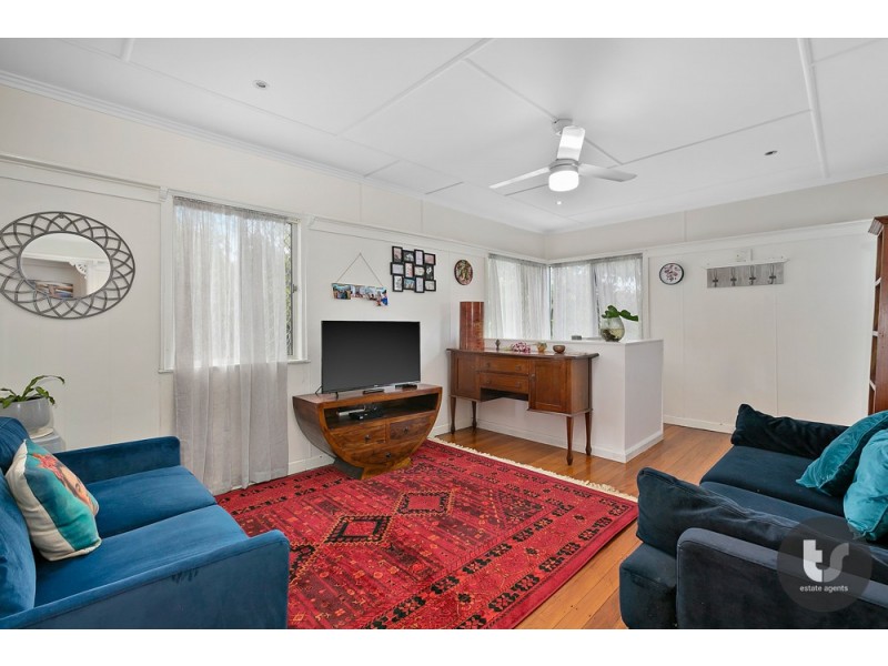 186 Main Street, Redland Bay QLD 4165