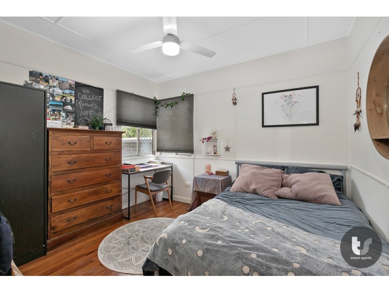 186 Main Street, Redland Bay QLD 4165