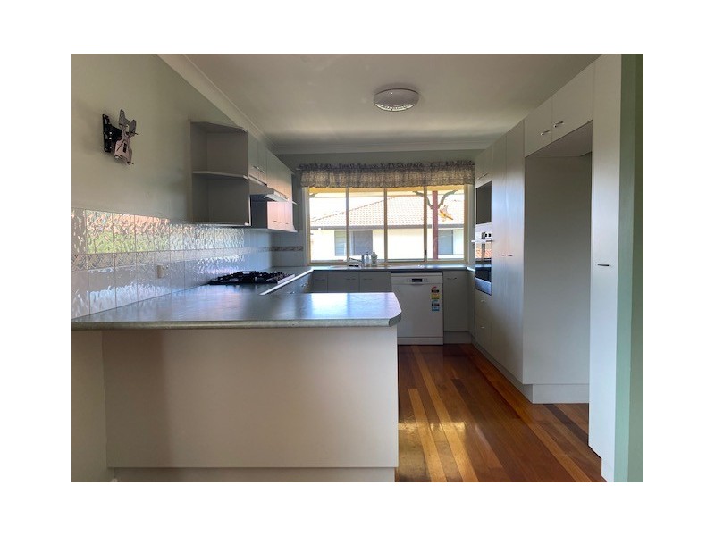 5 Riseborough Terrace, Cleveland QLD 4163