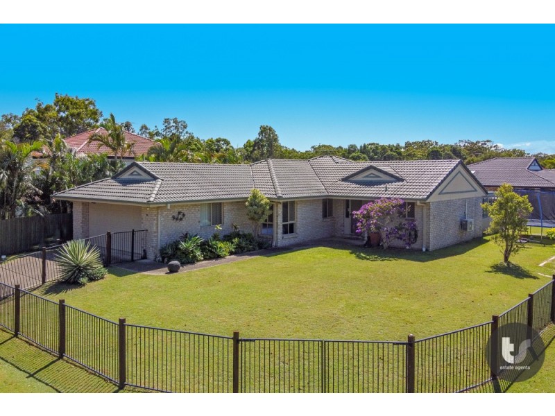 19 Creekside Circuit West, Victoria Point QLD 4165