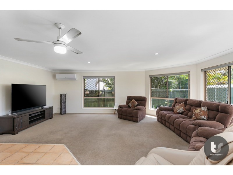 19 Creekside Circuit West, Victoria Point QLD 4165