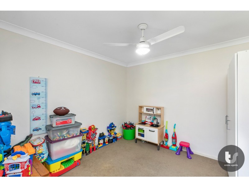 19 Creekside Circuit West, Victoria Point QLD 4165