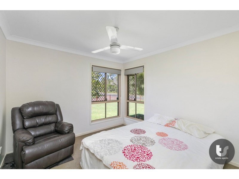 19 Creekside Circuit West, Victoria Point QLD 4165