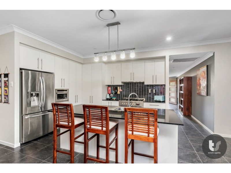 5 Bodega Street, Mount Cotton QLD 4165