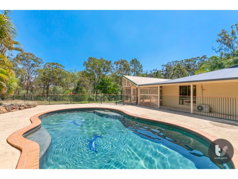 82 Booralie Road, Burbank QLD 4156