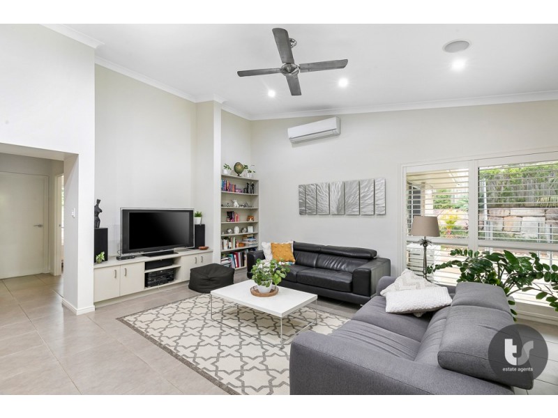 10 Forrest Street, Redland Bay QLD 4165