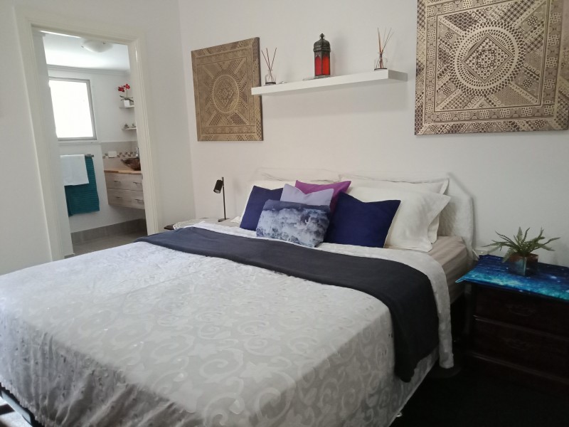 8 Dawn Street, Coochiemudlo Island QLD 4184