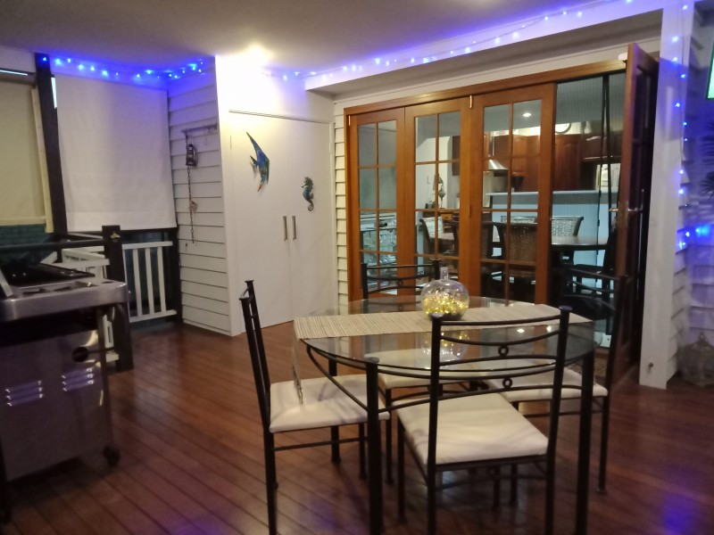 8 Dawn Street, Coochiemudlo Island QLD 4184