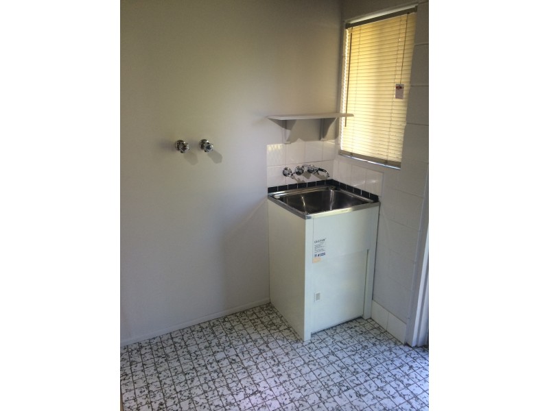 54 Waratah Drive, Crestmead QLD 4132