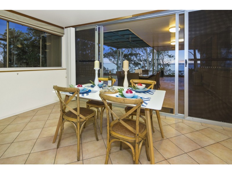 90-94 Broadwater Terrace, Redland Bay QLD 4165