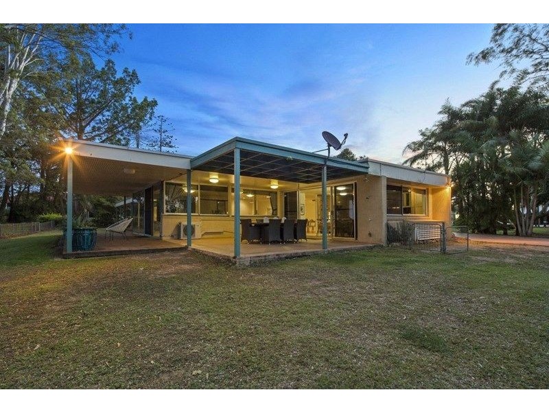 90-94 Broadwater Terrace, Redland Bay QLD 4165