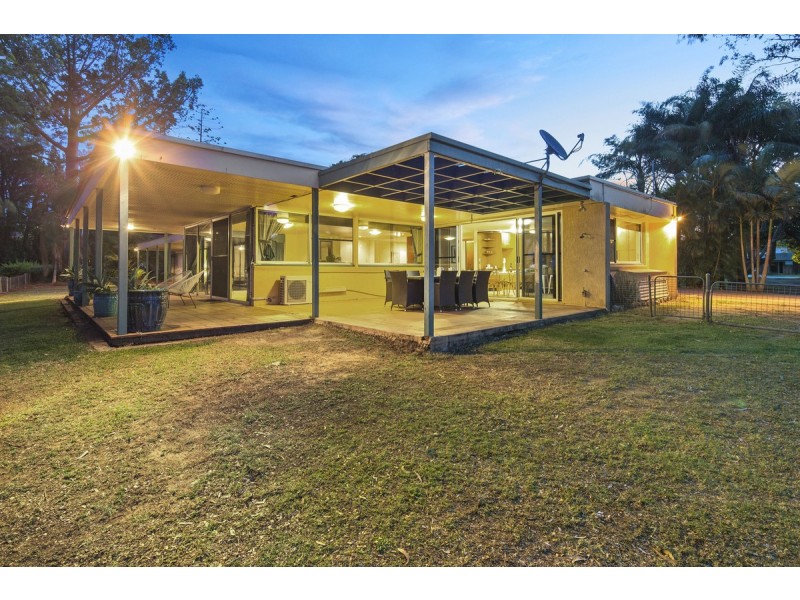 90-94 Broadwater Terrace, Redland Bay QLD 4165