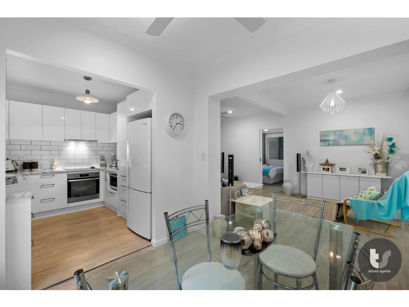 52 Valantine Road, Birkdale QLD 4159