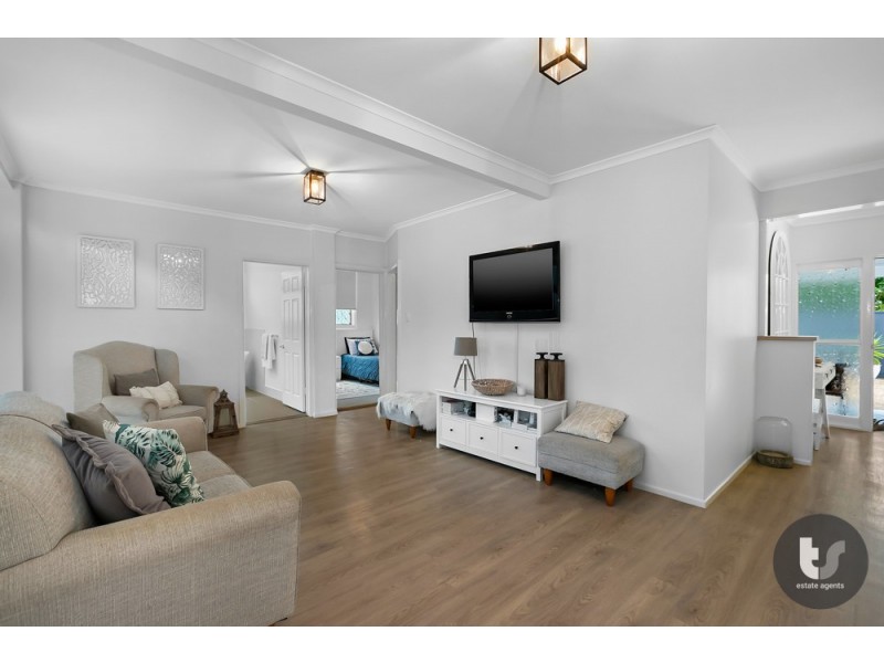 52 Valantine Road, Birkdale QLD 4159