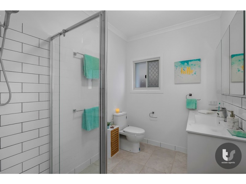 52 Valantine Road, Birkdale QLD 4159