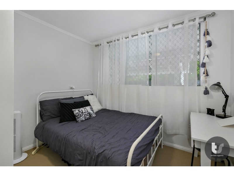 52 Valantine Road, Birkdale QLD 4159