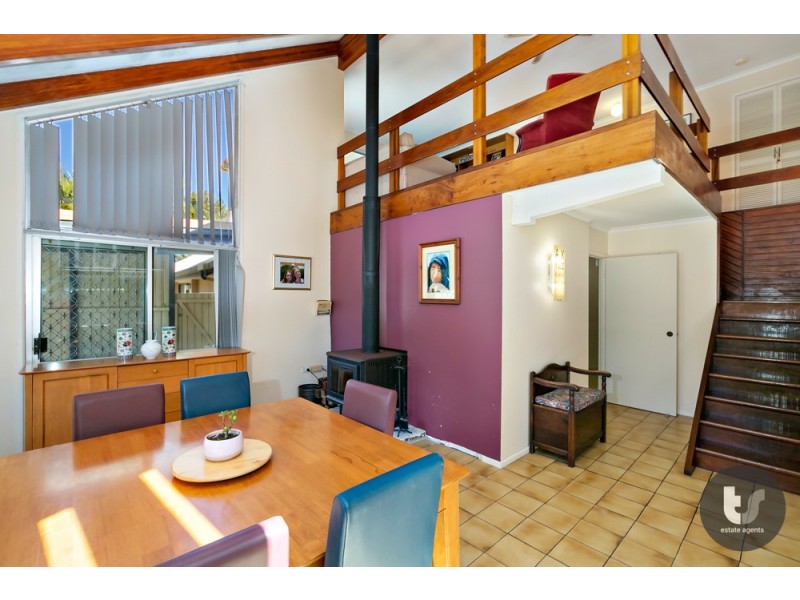 19 Sycamore Street, Redland Bay QLD 4165