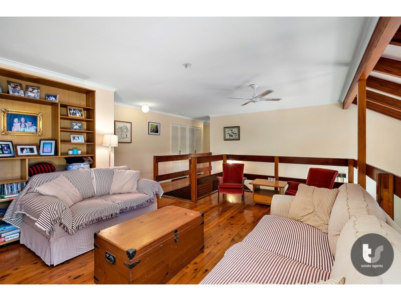 19 Sycamore Street, Redland Bay QLD 4165