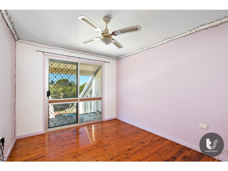 19 Sycamore Street, Redland Bay QLD 4165